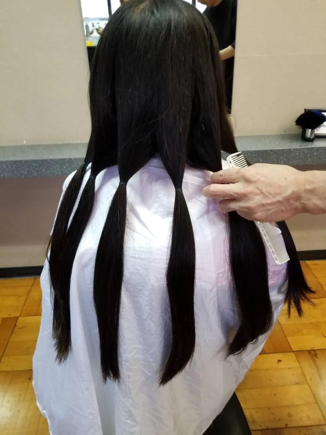 ヘアドネーション