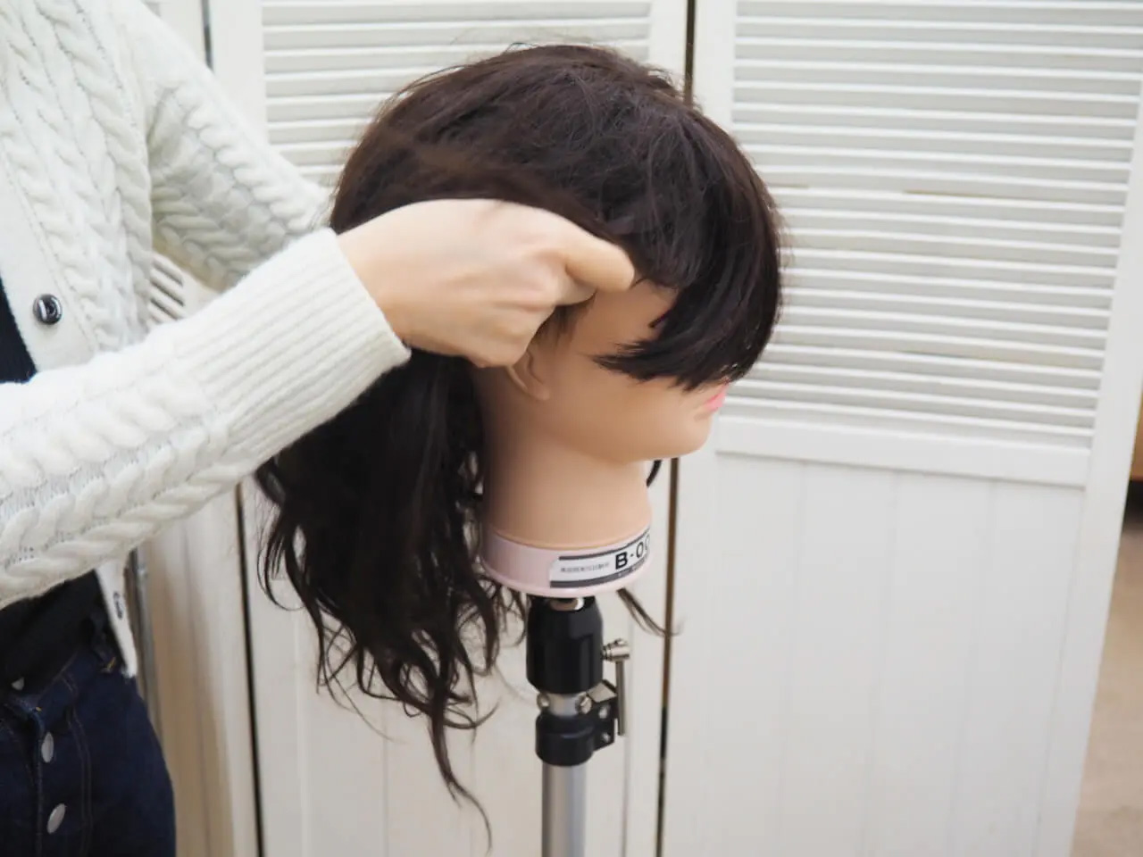 医療用ウィッグを被ります2